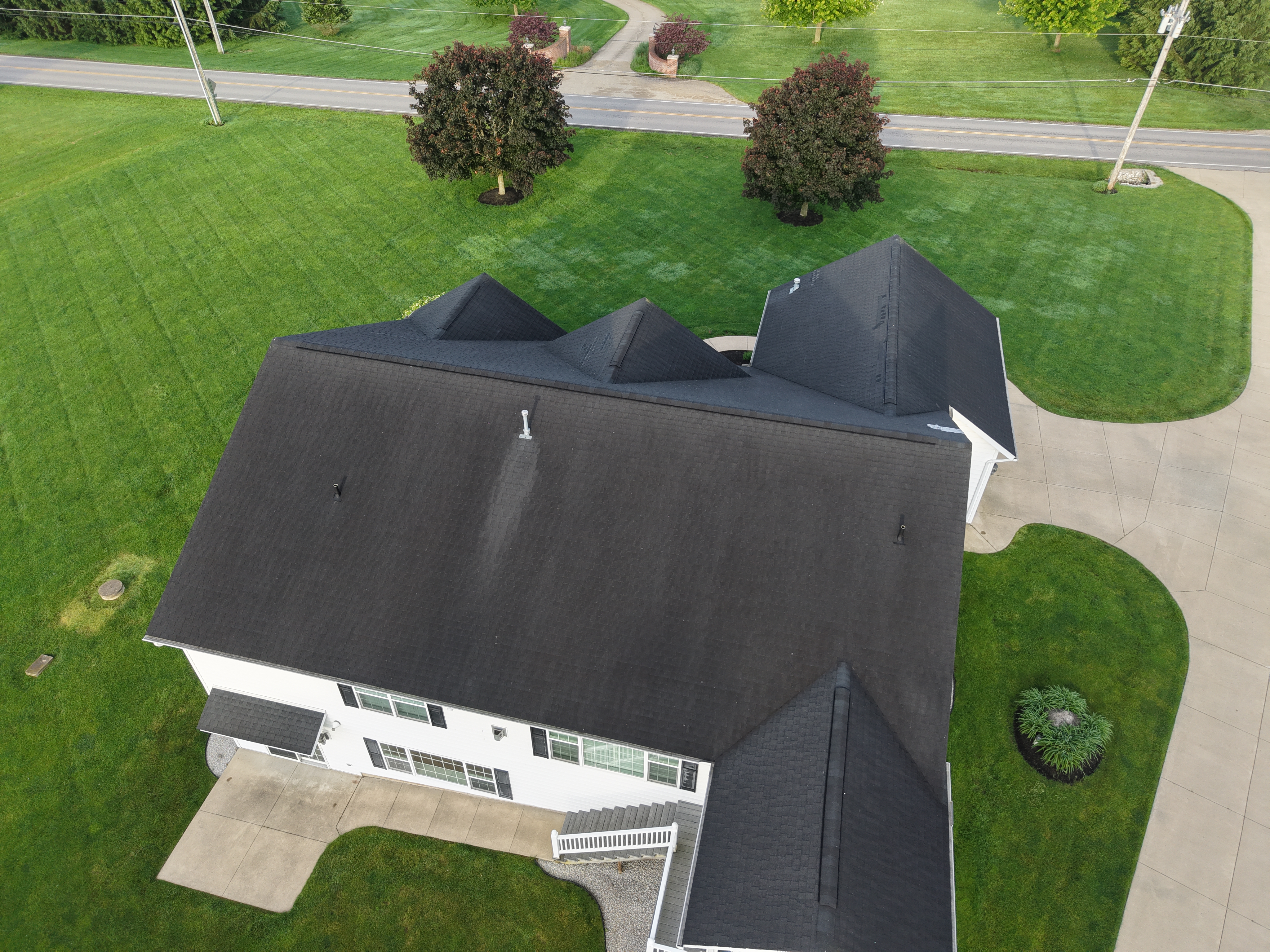 Roofing in Mansfield, OH by Weikles Roofing - photo 3 Roofing in Mansfield, OH by Weikles Roofing - photo 3