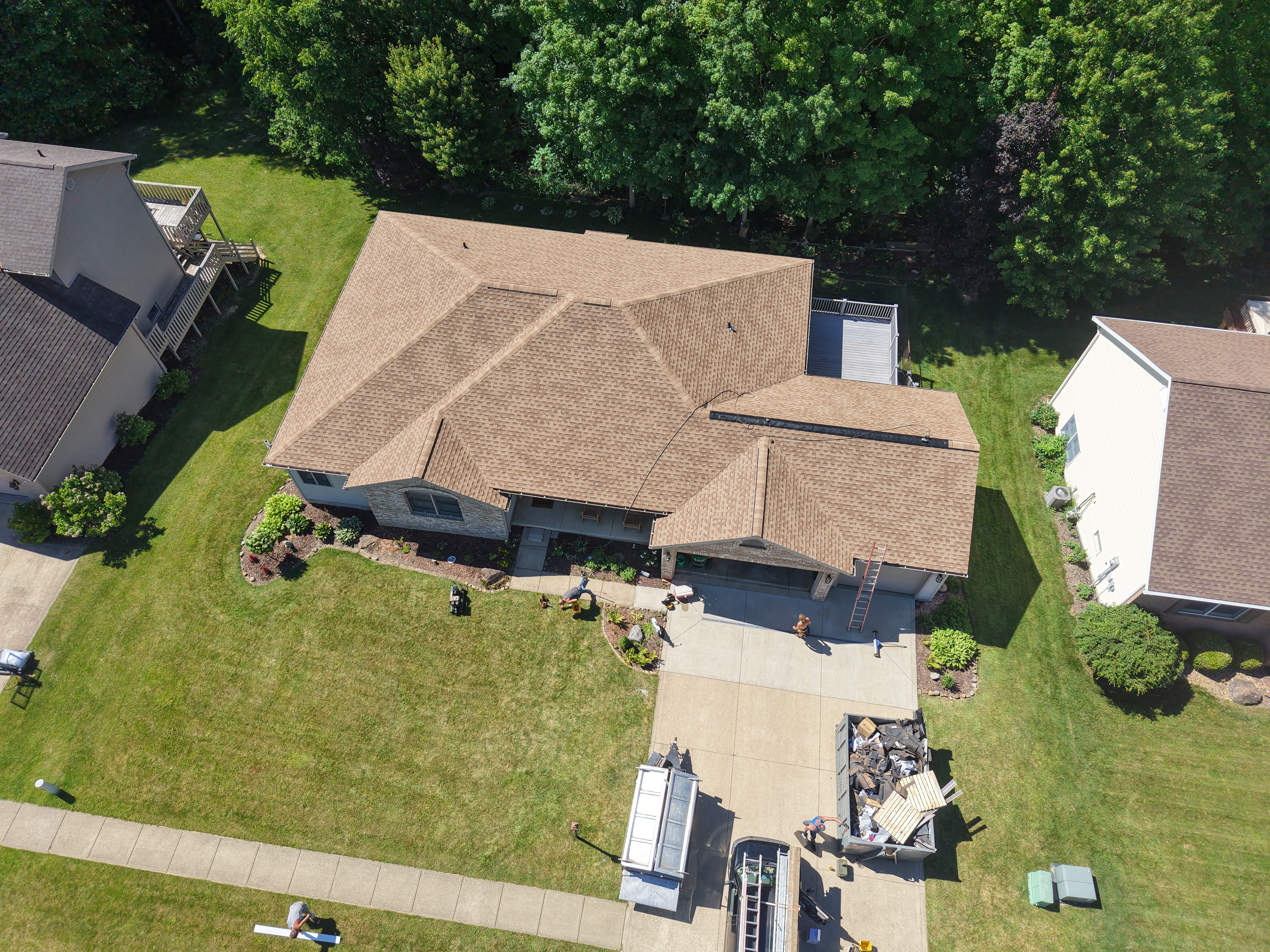 A Mansfield home recently received a new roof installation from Weikles Roofing.