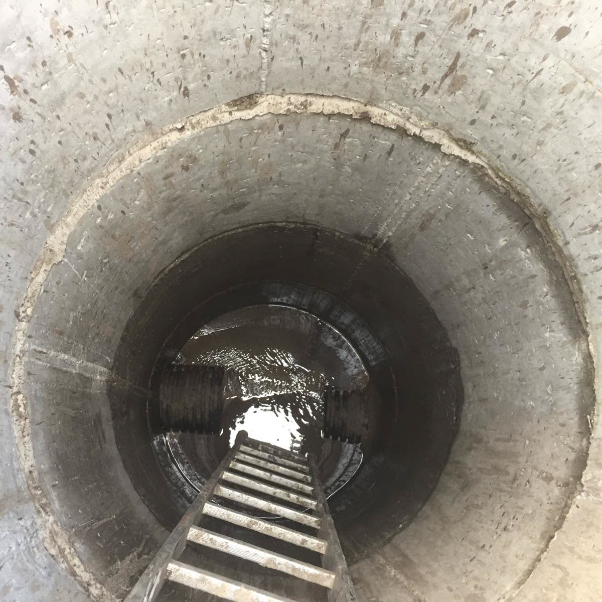 Crack and Joint Waterproofing