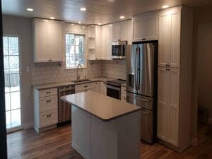 {{ custom_values.service_2 }} in {{custom_values.area_1})