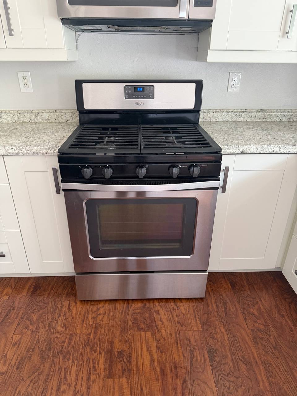 Gas range burner service in a remodeled kitchen — Denver metro
