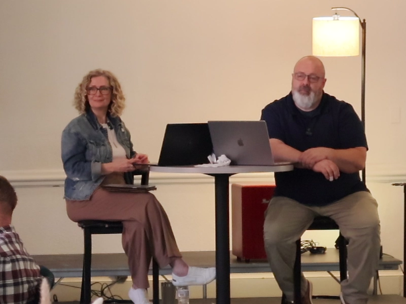 David and Margo Farwell smiling during a CO session