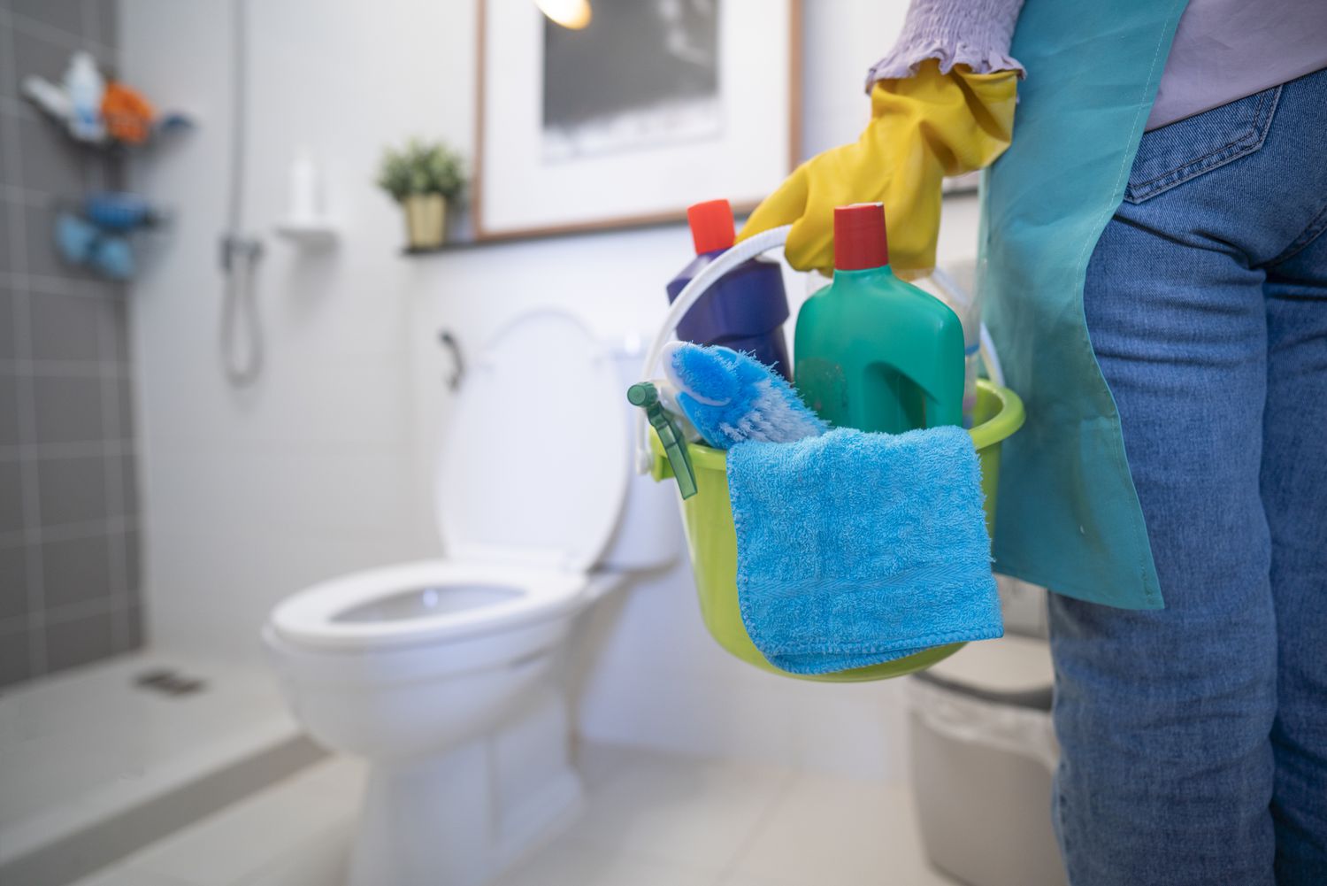 Spotless bathroom cleaned by Aqualar Cleaning Co. — Bridgewater MA