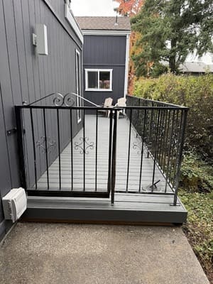 {{ custom_values.service_4 }} in {{custom_values.area_6})