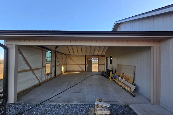 903 Spray Foam Provides Trusted Insulation Removal Services in Paris, Texas