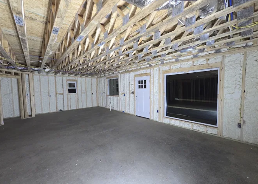 Open-Cell vs Closed-Cell Pricing for Commercial Buildings
