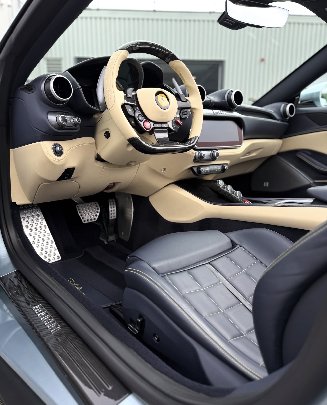 Lamborghini Huracán interior after detailing