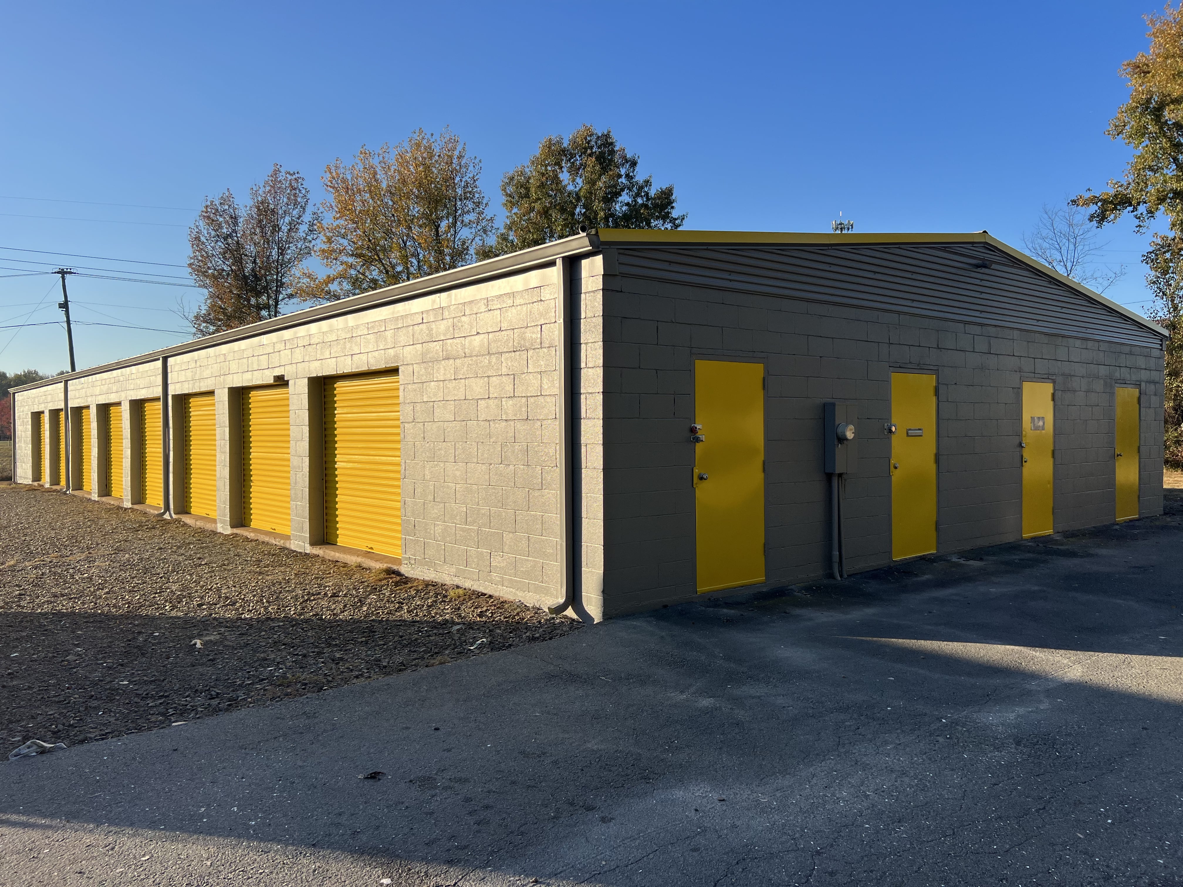 Self storage facility near me