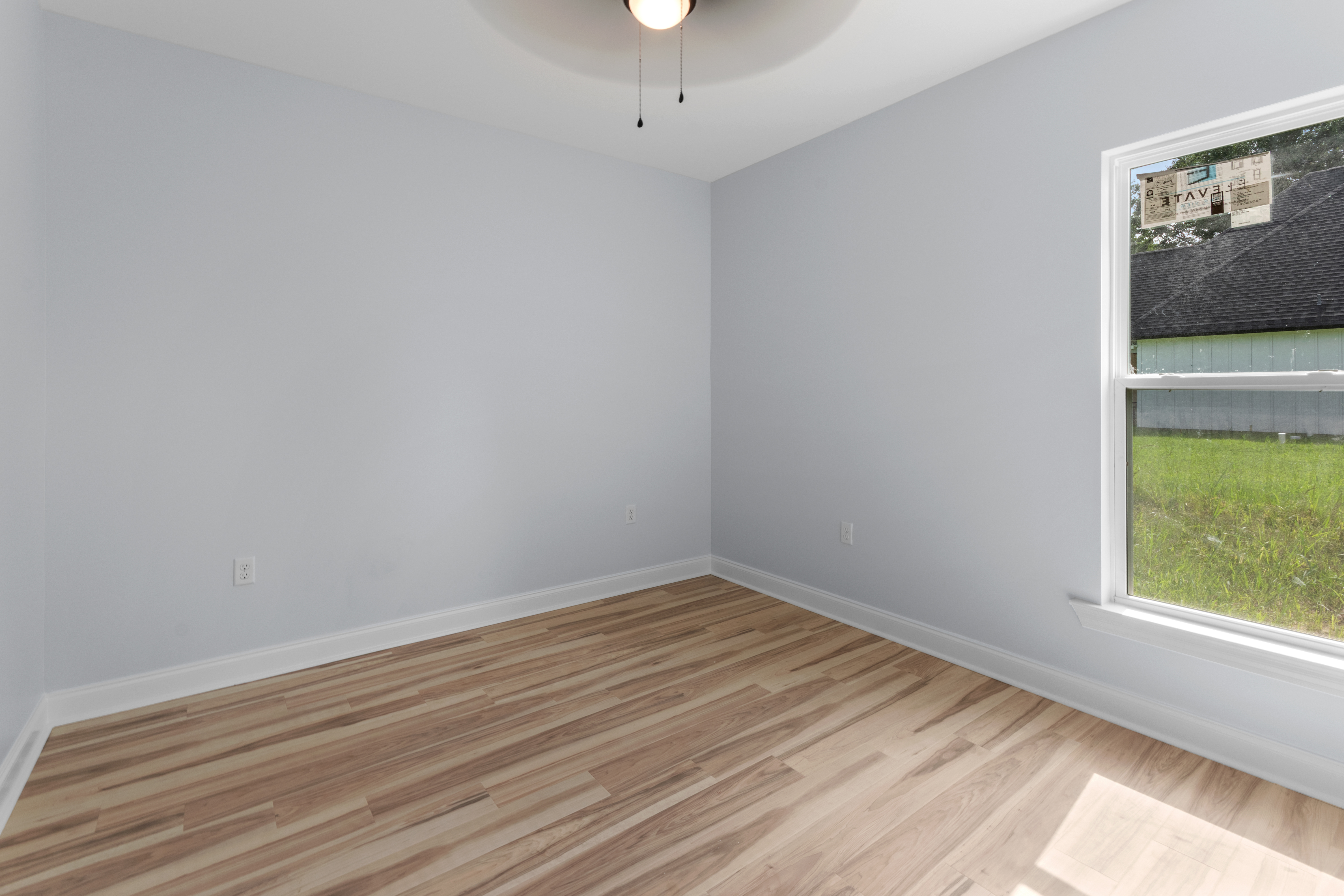 728 Kilchrist Road — photo 2