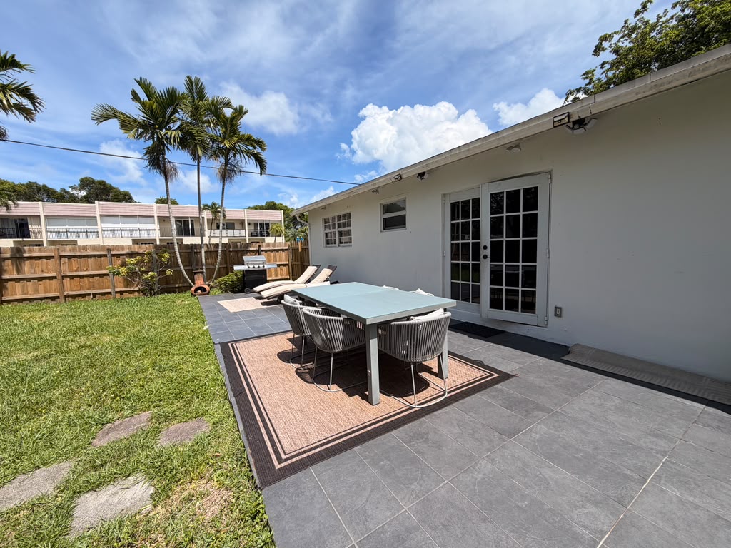 Exterior Surface Cleaning — Removed mold and mildew from exterior walls in a coastal Fort Lauderdale home. Prime Pro Cleaning, Broward & Miami-Dade County, FL