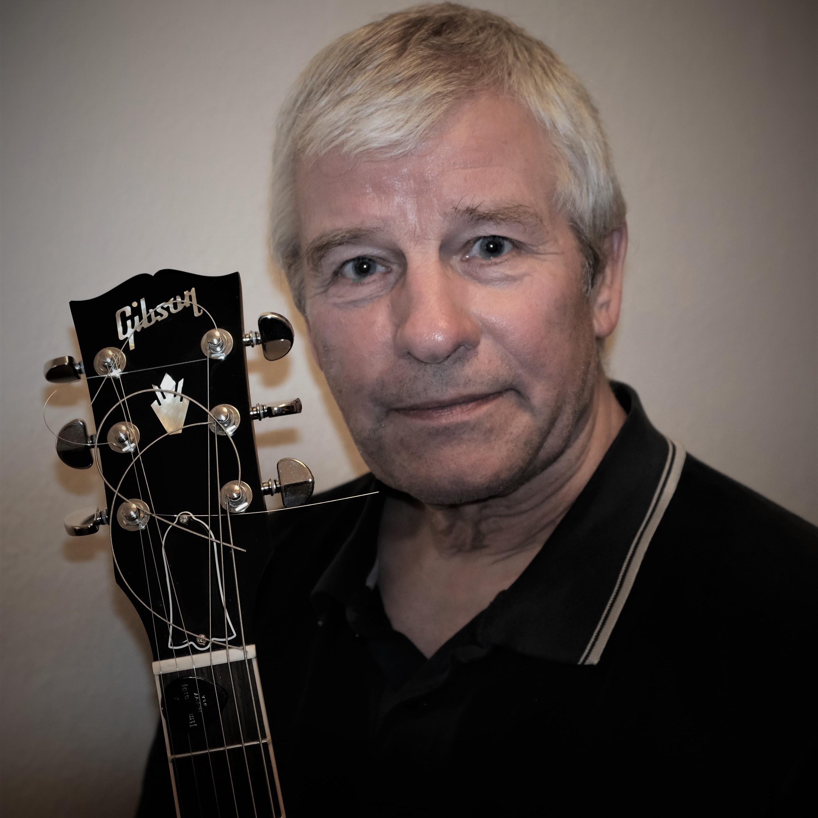 The Jazz Guitar Roadmap is simply the perfect starting point if you want to dig into the jazz guitar universe.