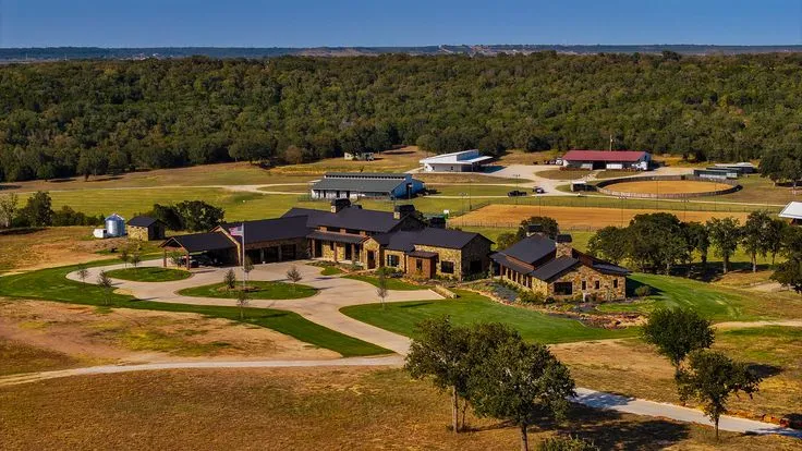 Private estates and ranches railroad application