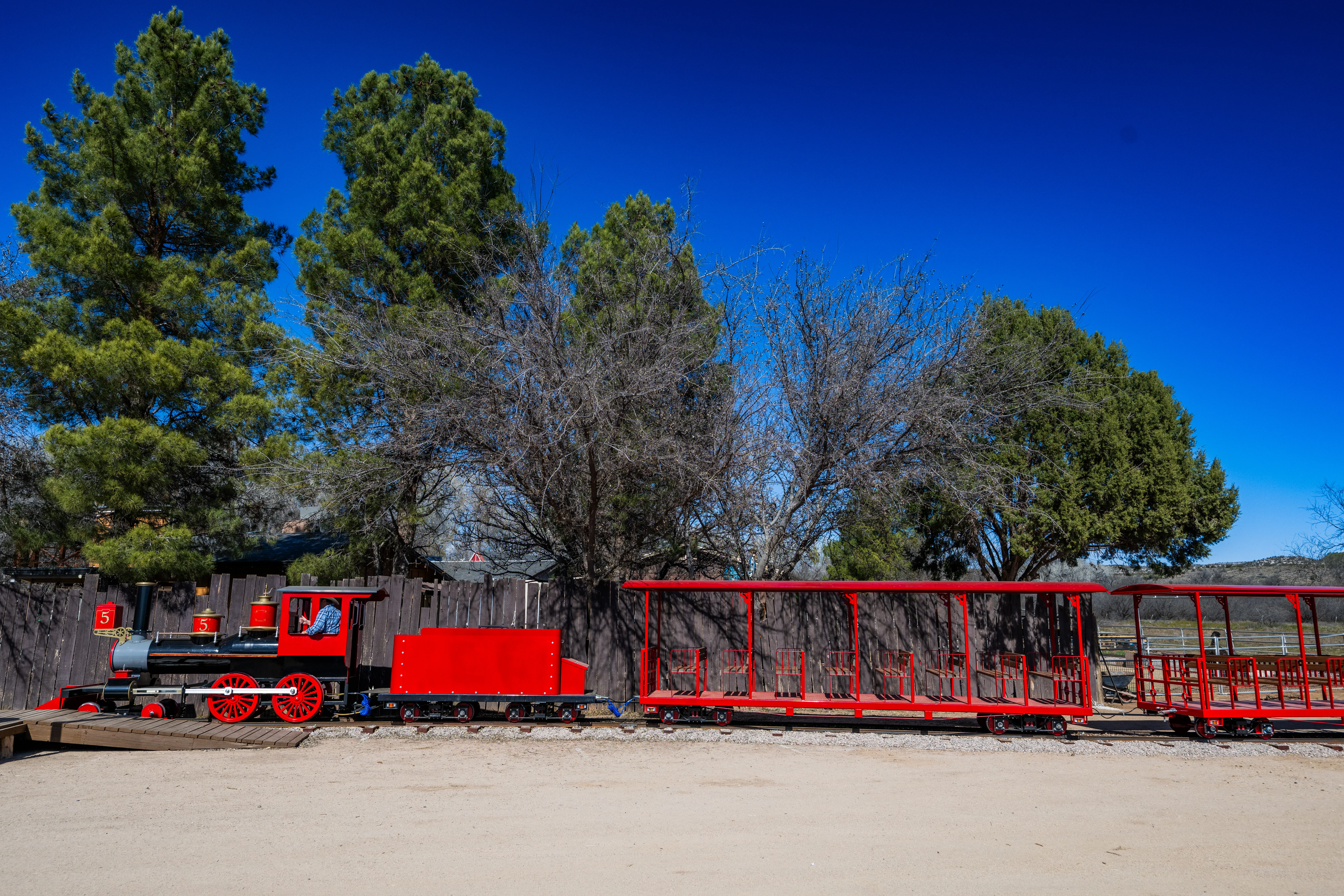 Direct Ride On Railroad factory support