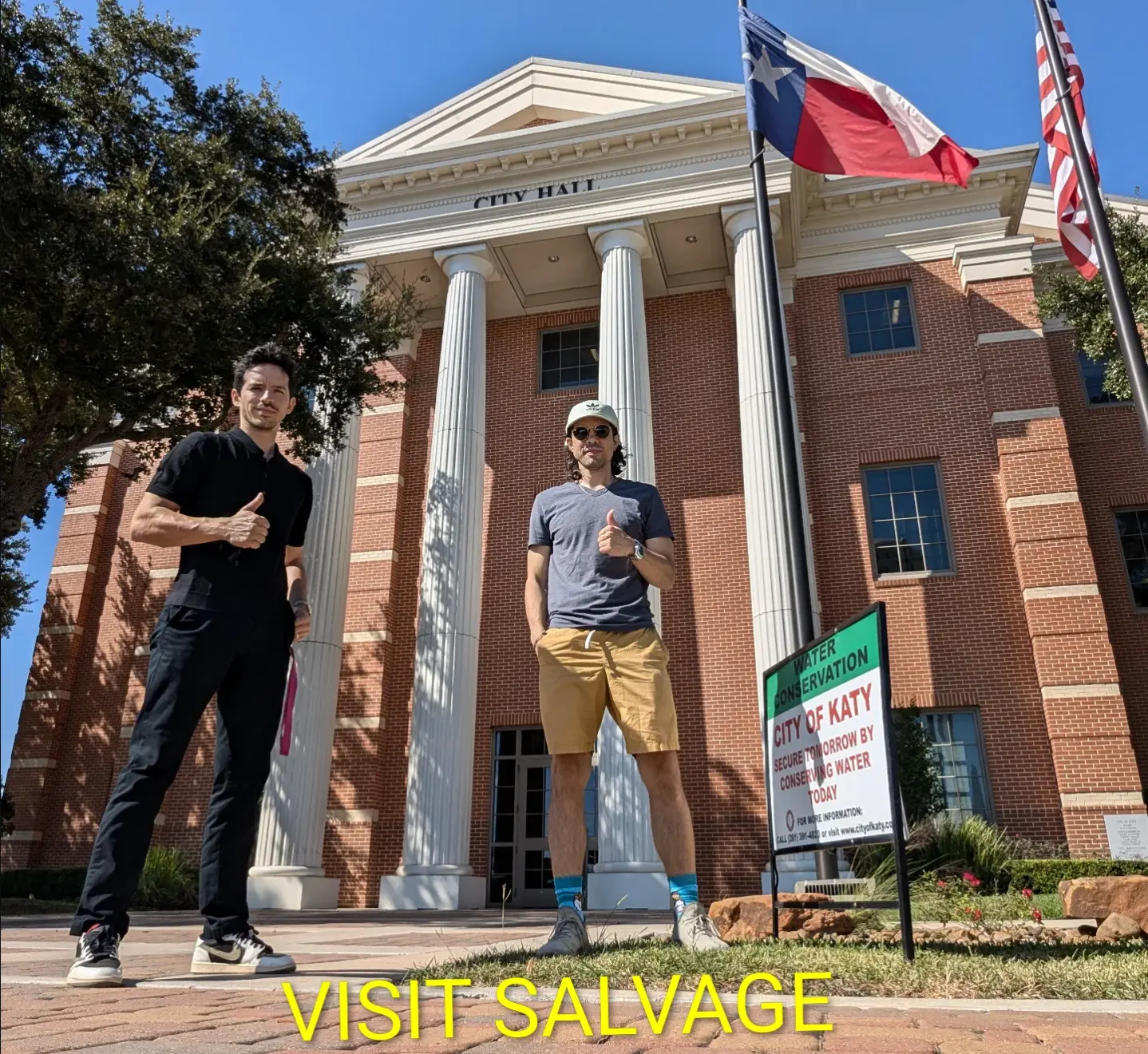 Salvage Saviors warehouse with amazing deals on household items, furniture, and more