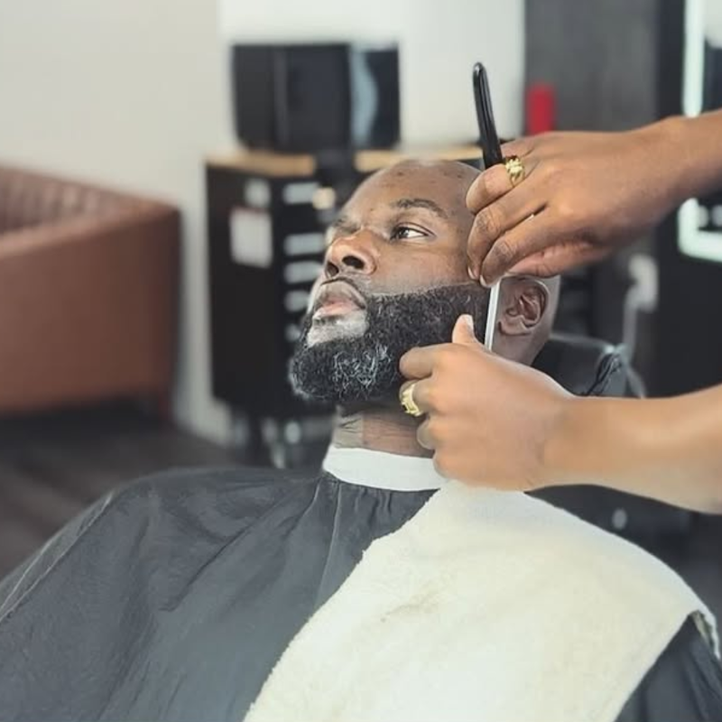 Beard shaping with straight razor