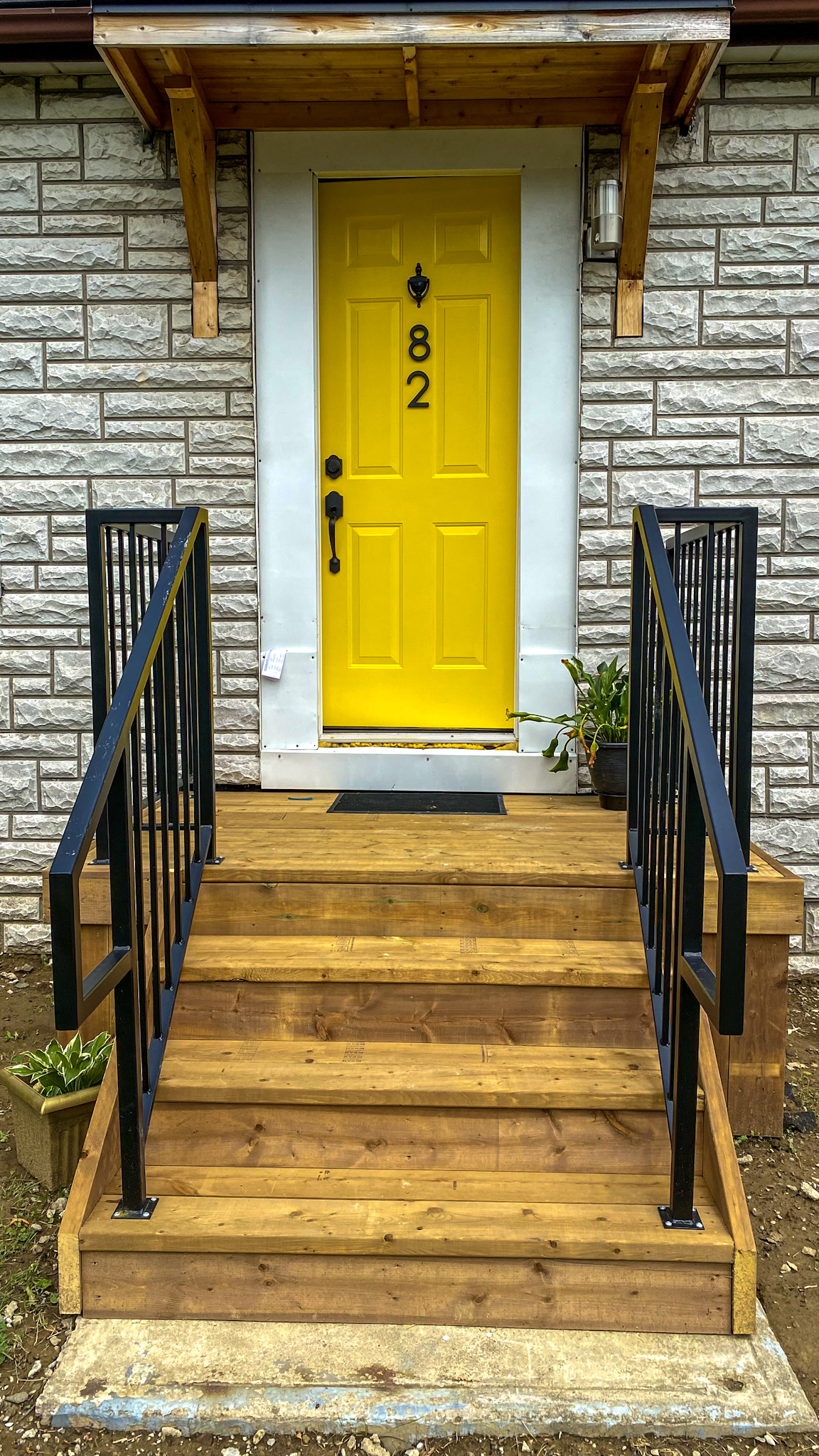 RCSQ | 82 Rustic rd.