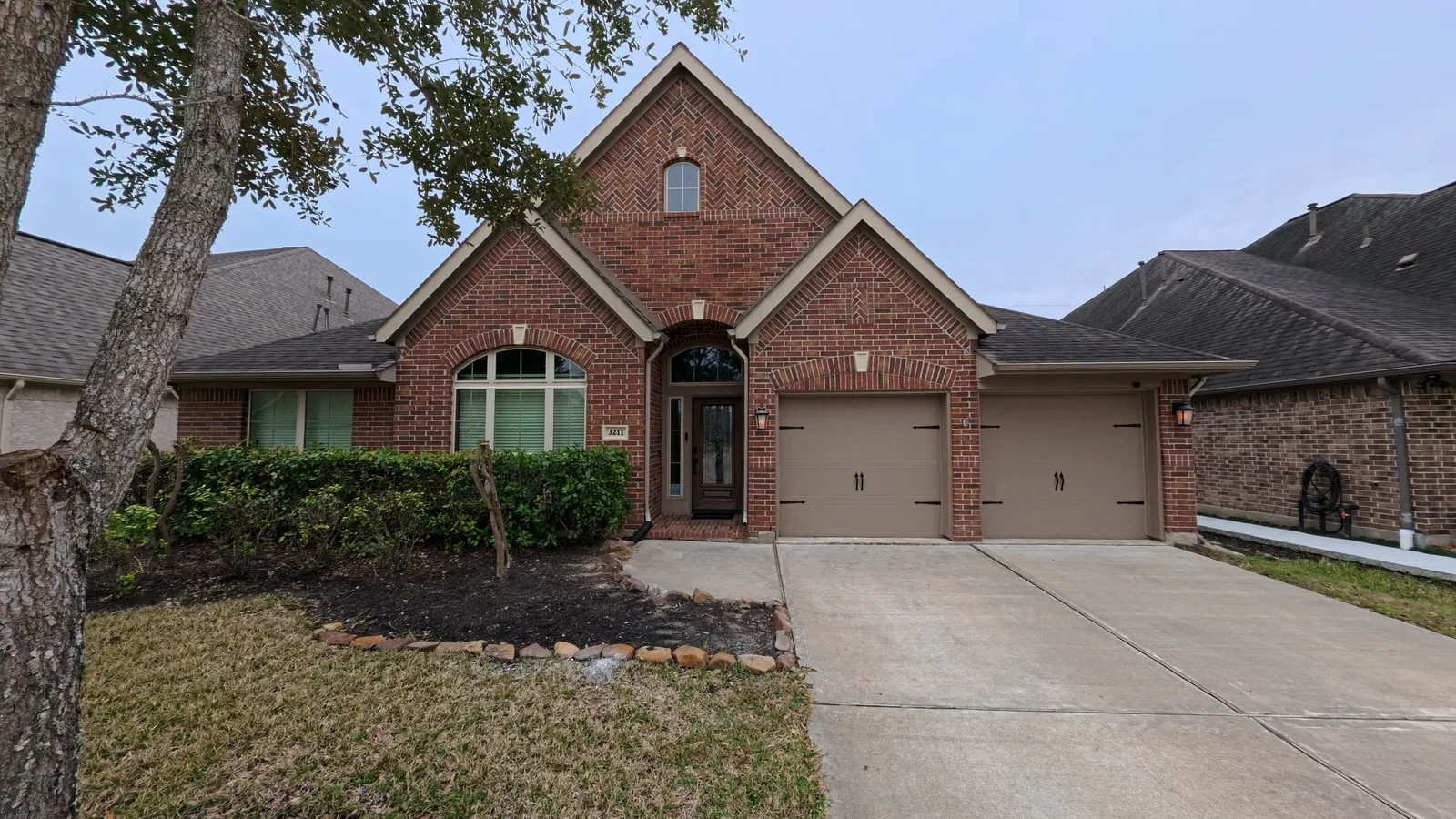 Gold Home Buyers Brick House Cash Buyers Texas Sell House Fast Texas Home Buyers Acfd5db6 6ed9 4174 B642 Fd6f154399eb