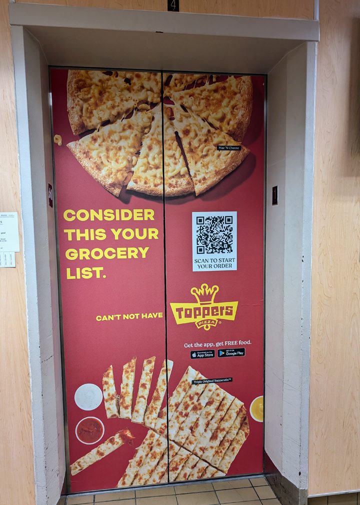 Toppers Pizza elevator ad
