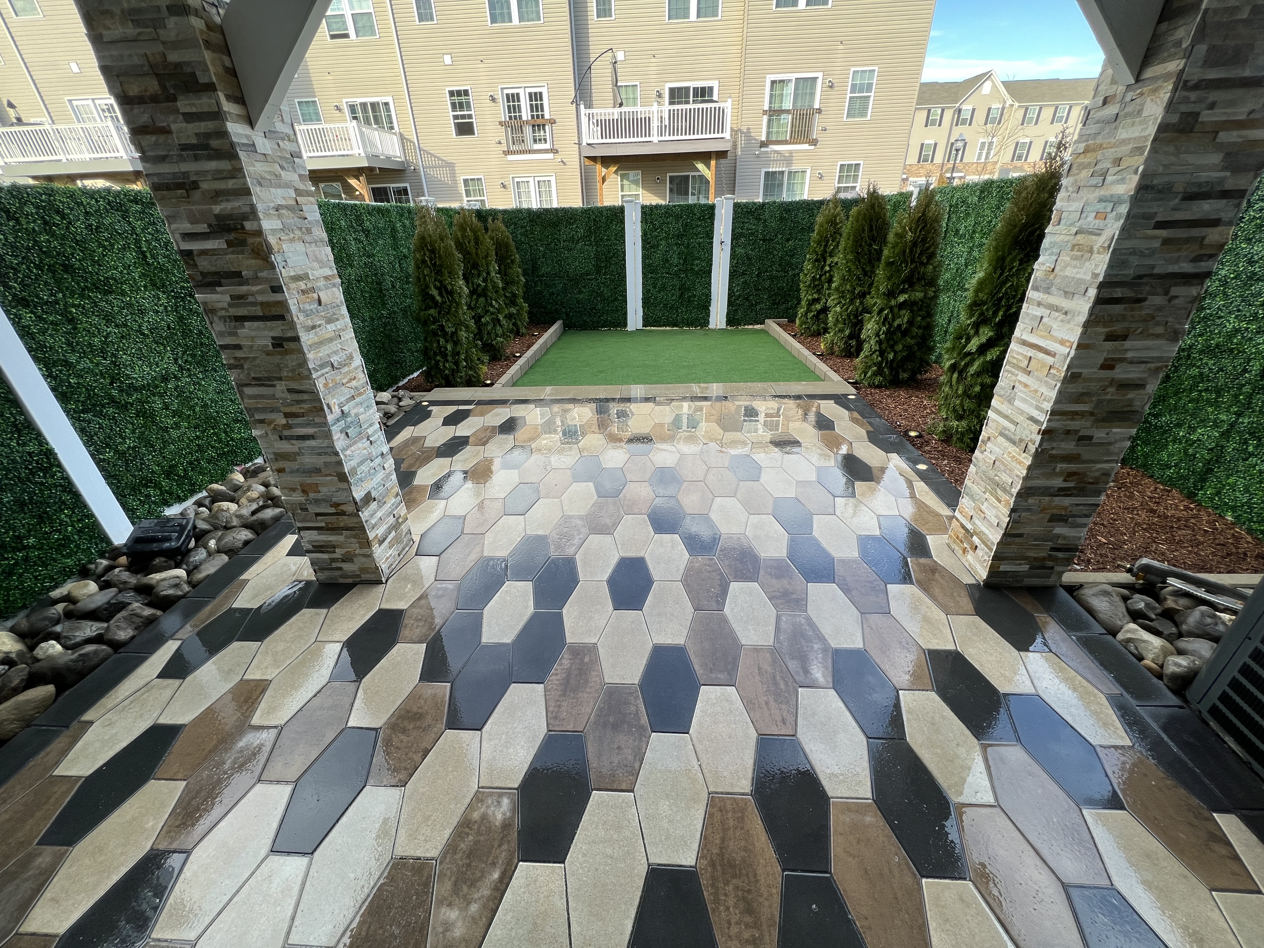 Pergola by EZ Hardscaping