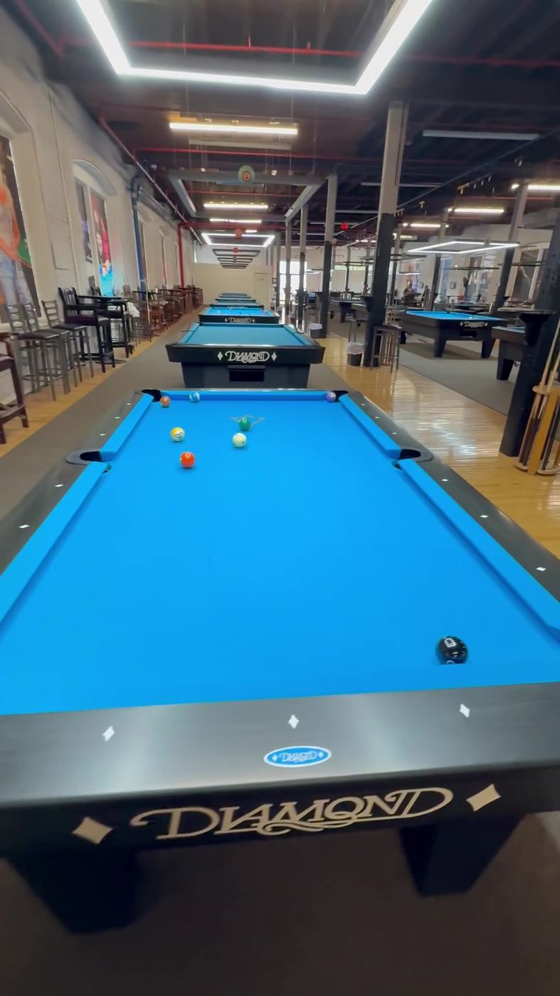 Diamond nine-foot tables