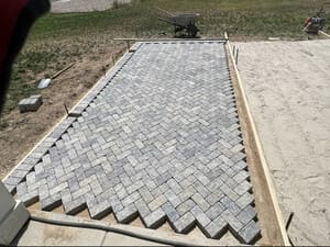 {{ custom_values.service_1 }} in {{custom_values.area_3})