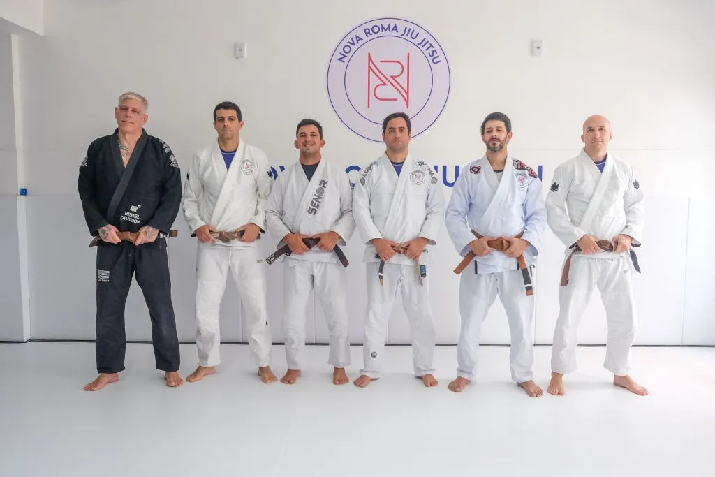 Faixas-marrons da Nova Roma Jiu Jitsu na graduação de junho de 2026