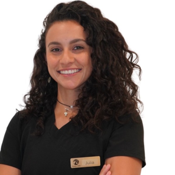 Julia Estrada, LMT
