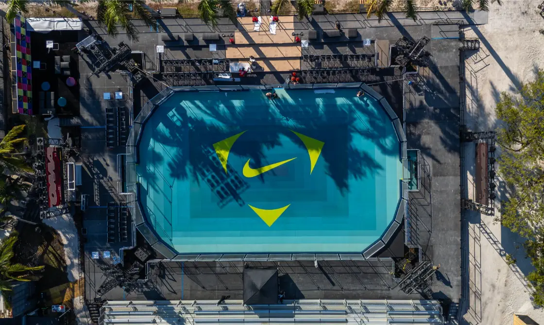 Nike Logo Court Coating - American Football
