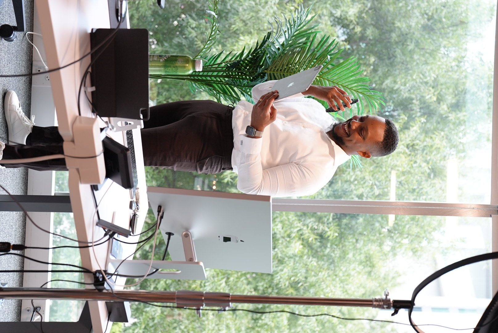 Von Robinson on a client call