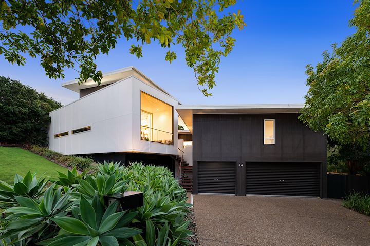 Sold by 154 Sapphire Street, Holland Park QLD