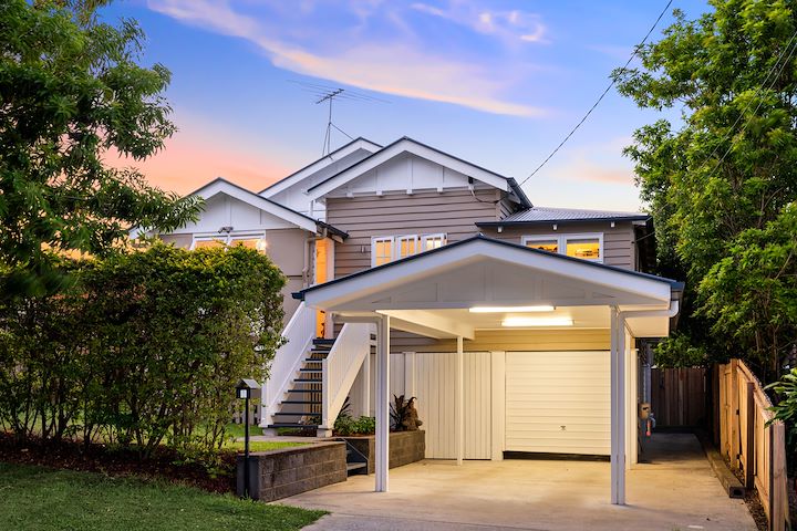 Sold by Amanda Becke 8 Arnold Street, Holland Park QLD