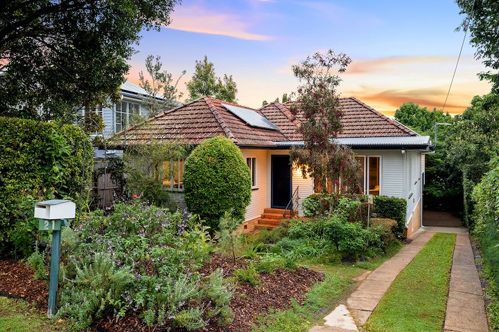 Sold by Amanda Becke 21 Albert Street, Holland Park West QLD