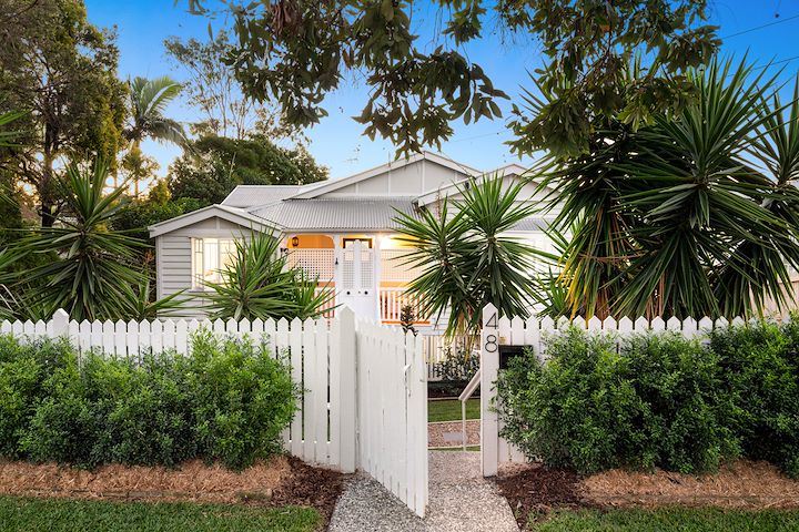 Sold by Amanda Becke 48 Raff Avenue, Holland Park QLD