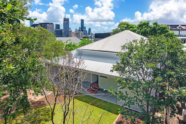 Sold by Amanda Becke 63 Stephens Road, South Brisbane QLD