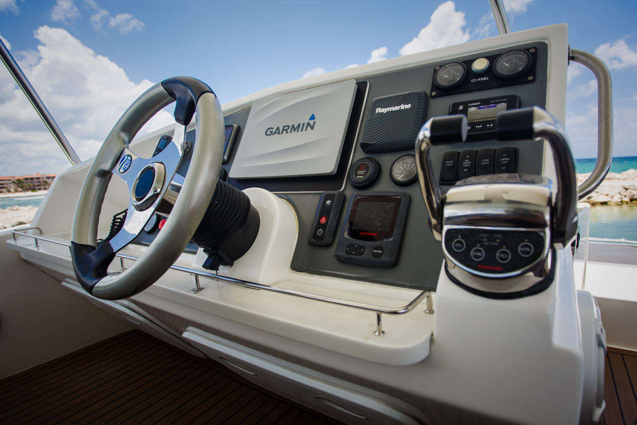 Leopard PowerCat 51' Kattu
