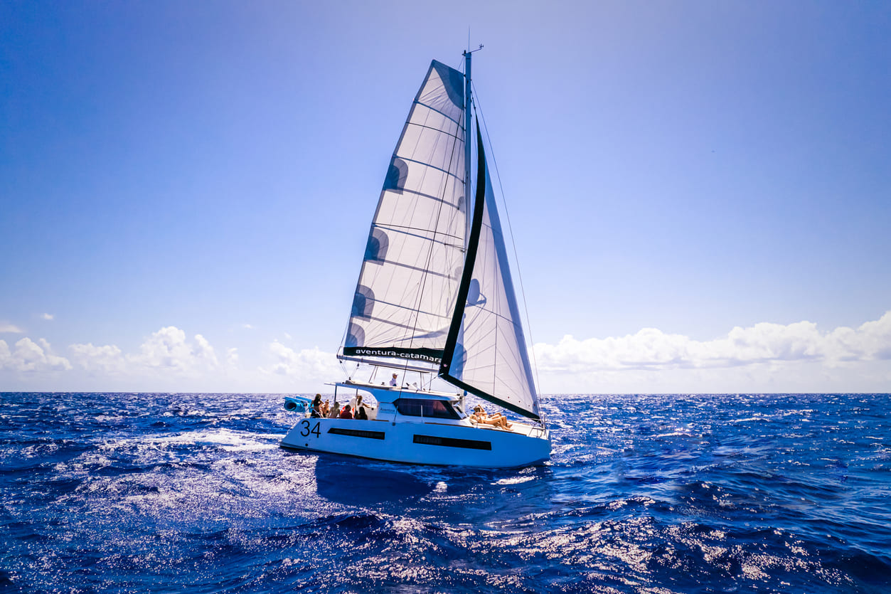 Catamarán Aventura 34' Da Vinci