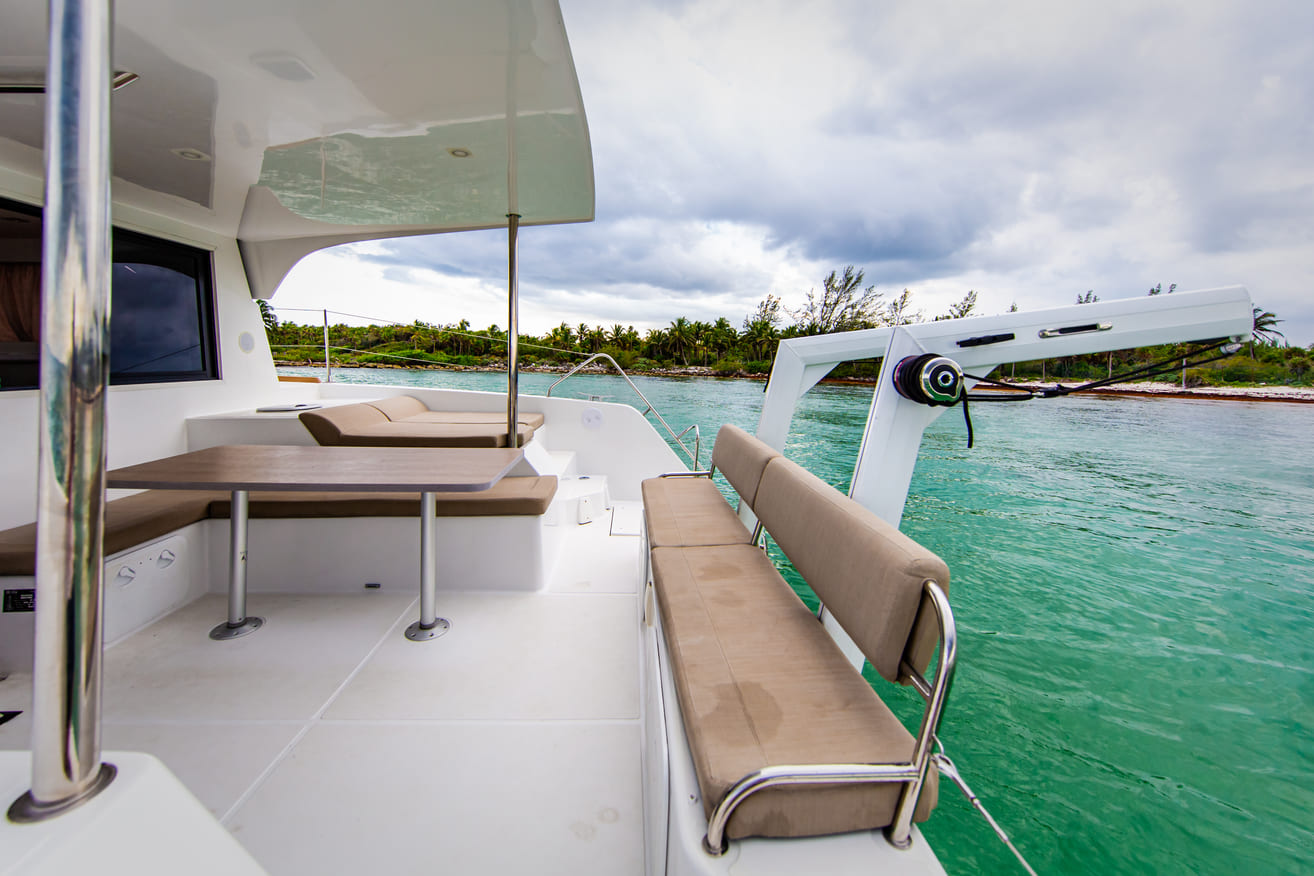 Catamarán Aventura 34' Da Vinci