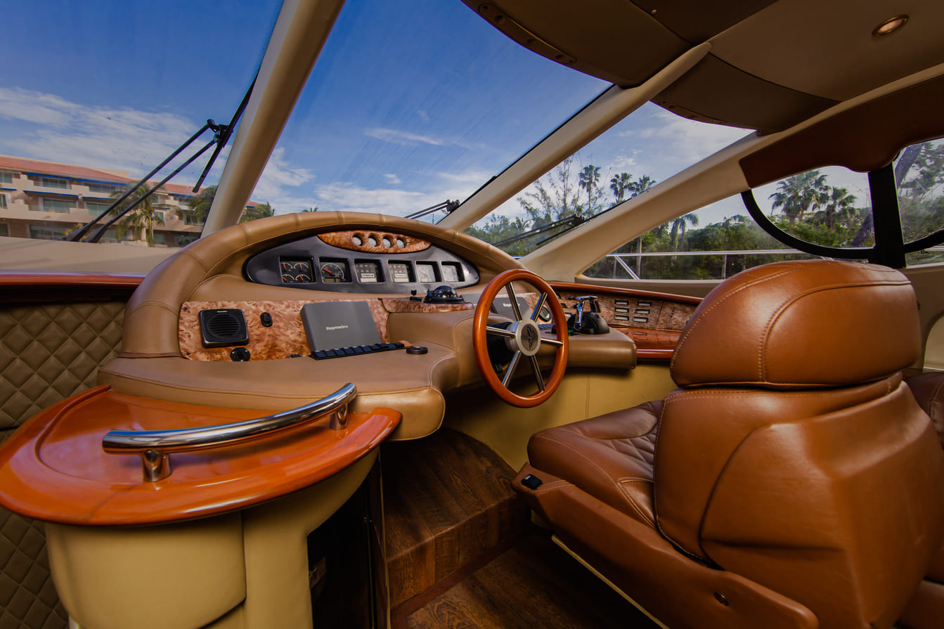 Yate Azimut 58' Belle