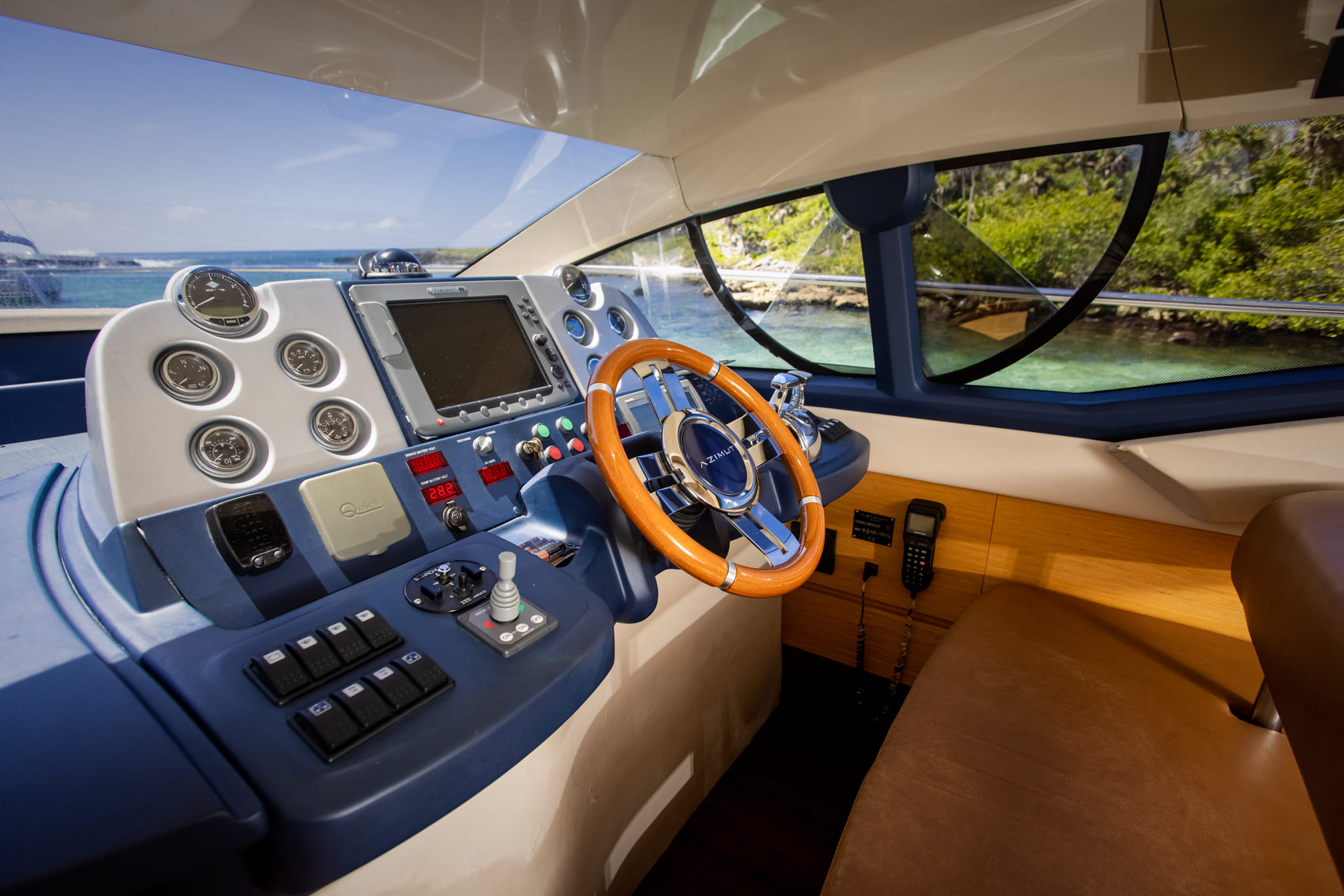 Yate Azimut 43' Mi Vieji
