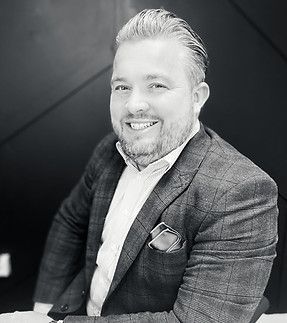 Well Financial mortgage adviser