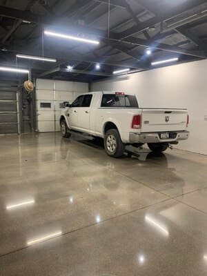 {{ custom_values.service_3 }} in {{custom_values.area_5})