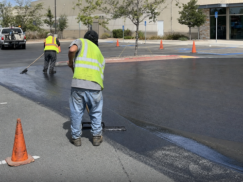 Driveway Sealcoating 