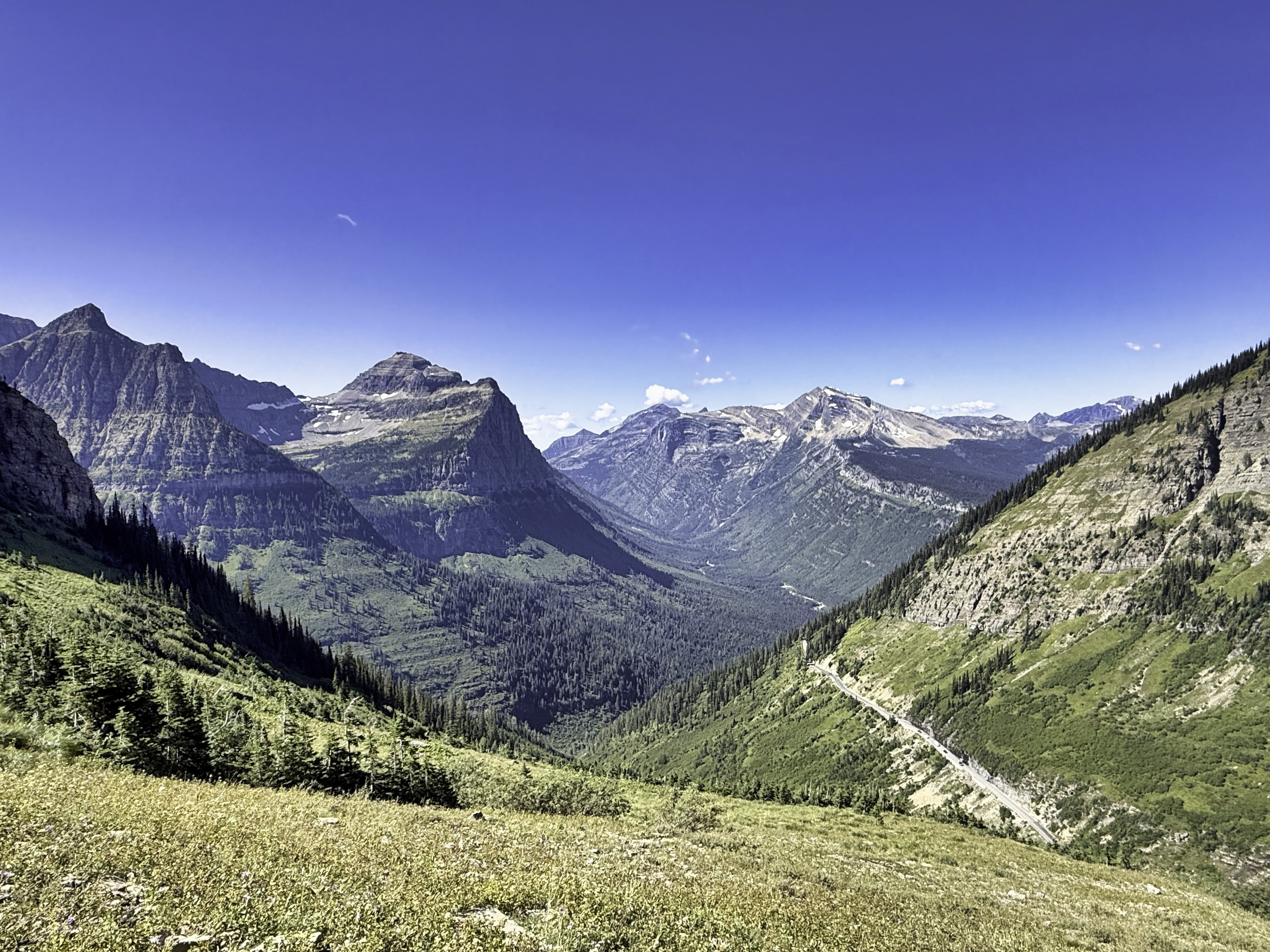 Glacier alpine lake