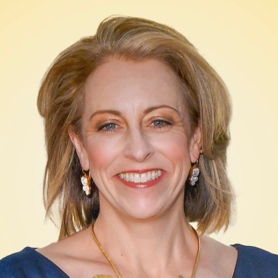 Charis Santillie