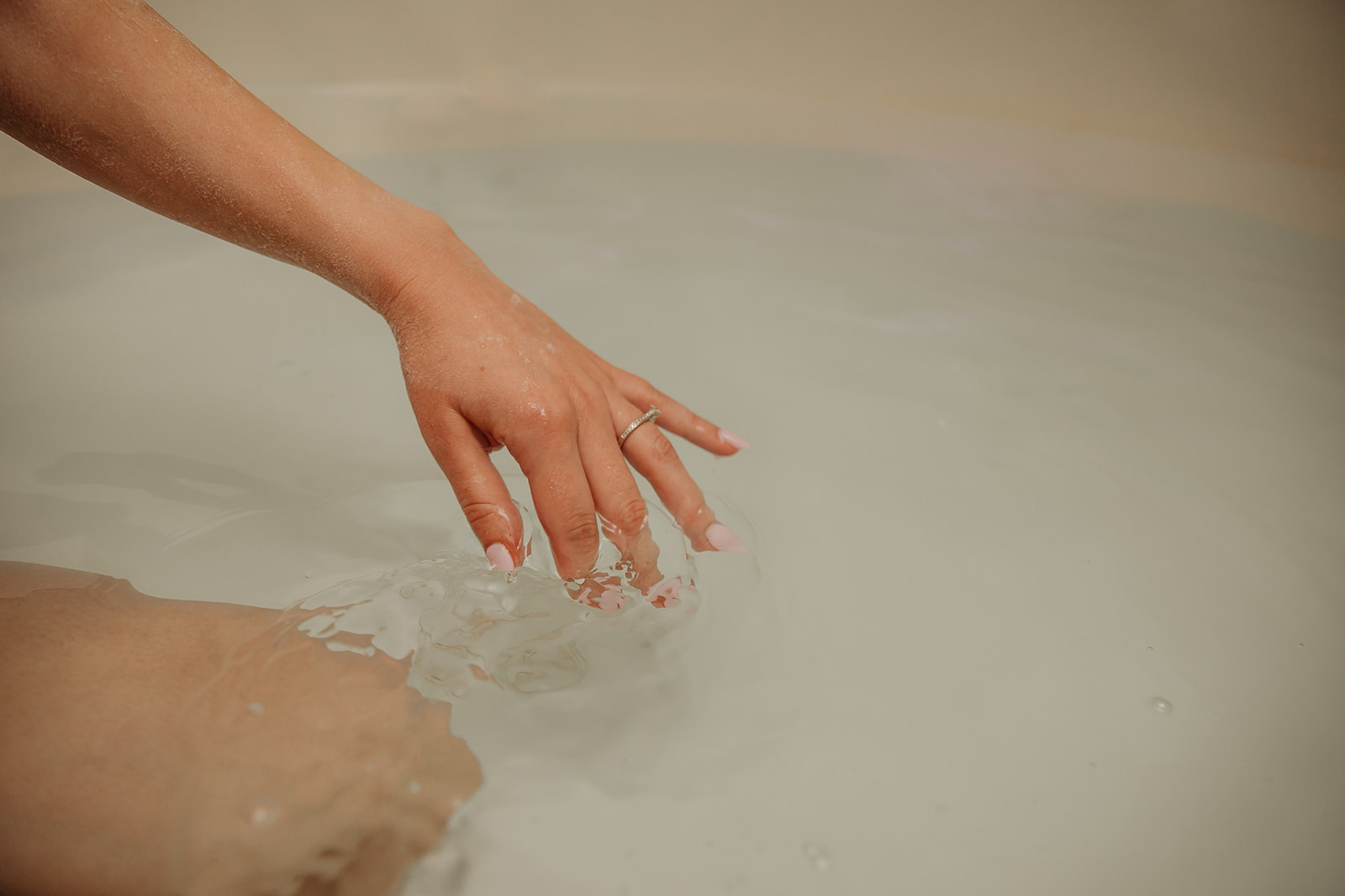 Ultrafloat studio