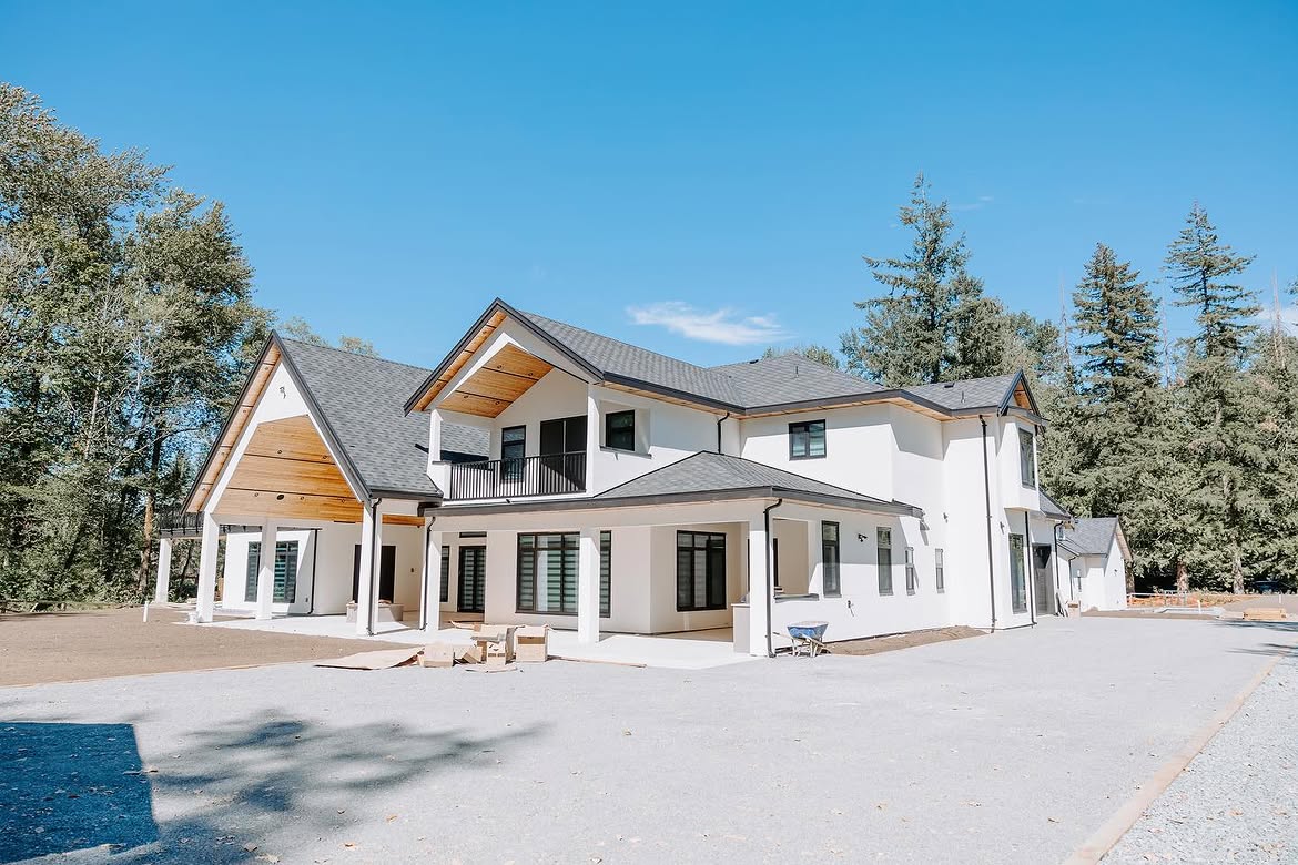 Exterior painting services in North Vancouver and West Vancouver by West Capilano
