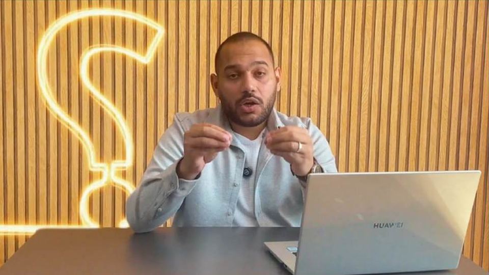 مصطفى زايد، مؤسس بناء، يشرح طريقة العمل