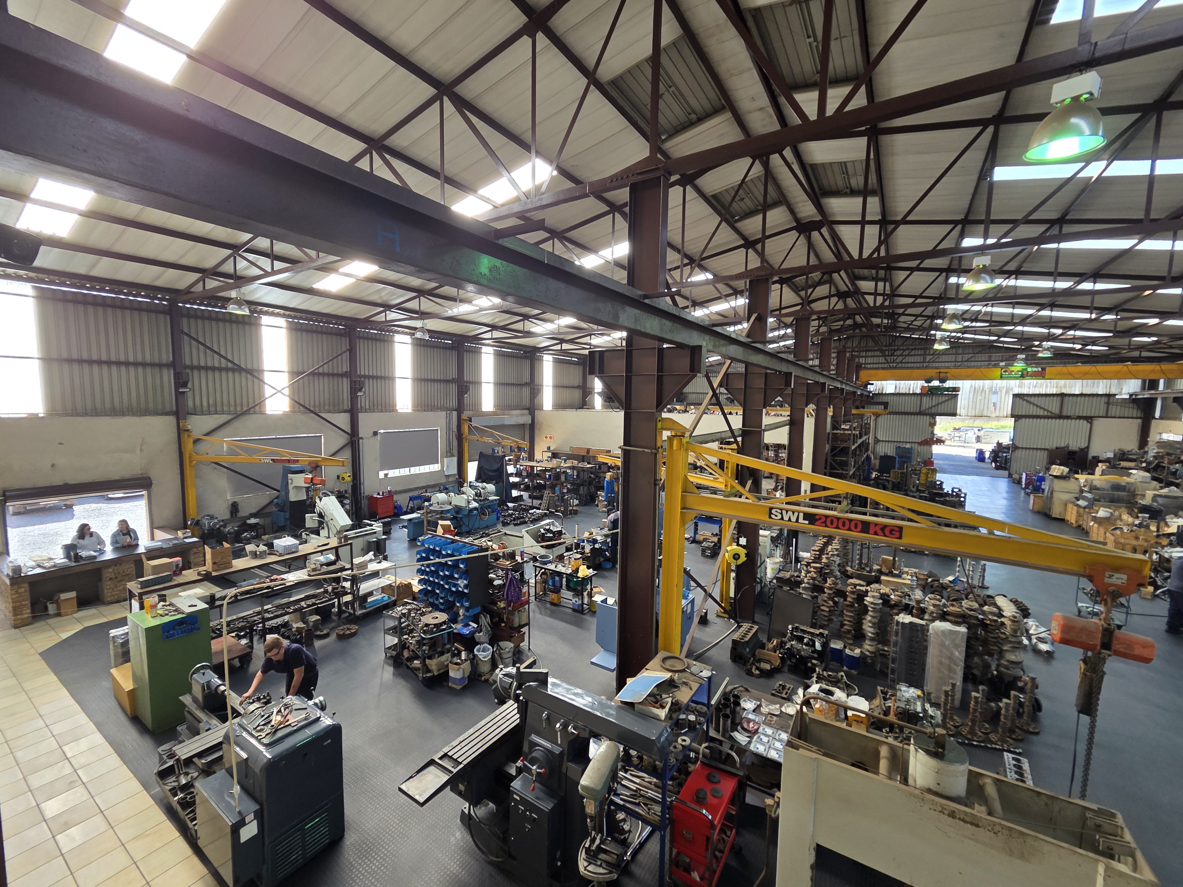 Engine workshop — precision diesel engineering