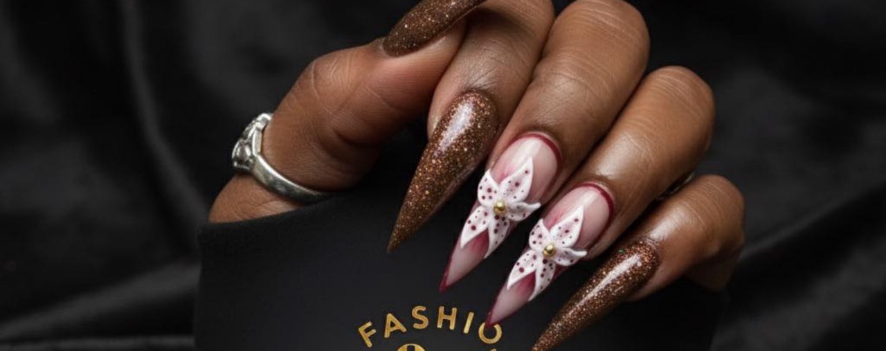Luxury spa nails Pearland TX