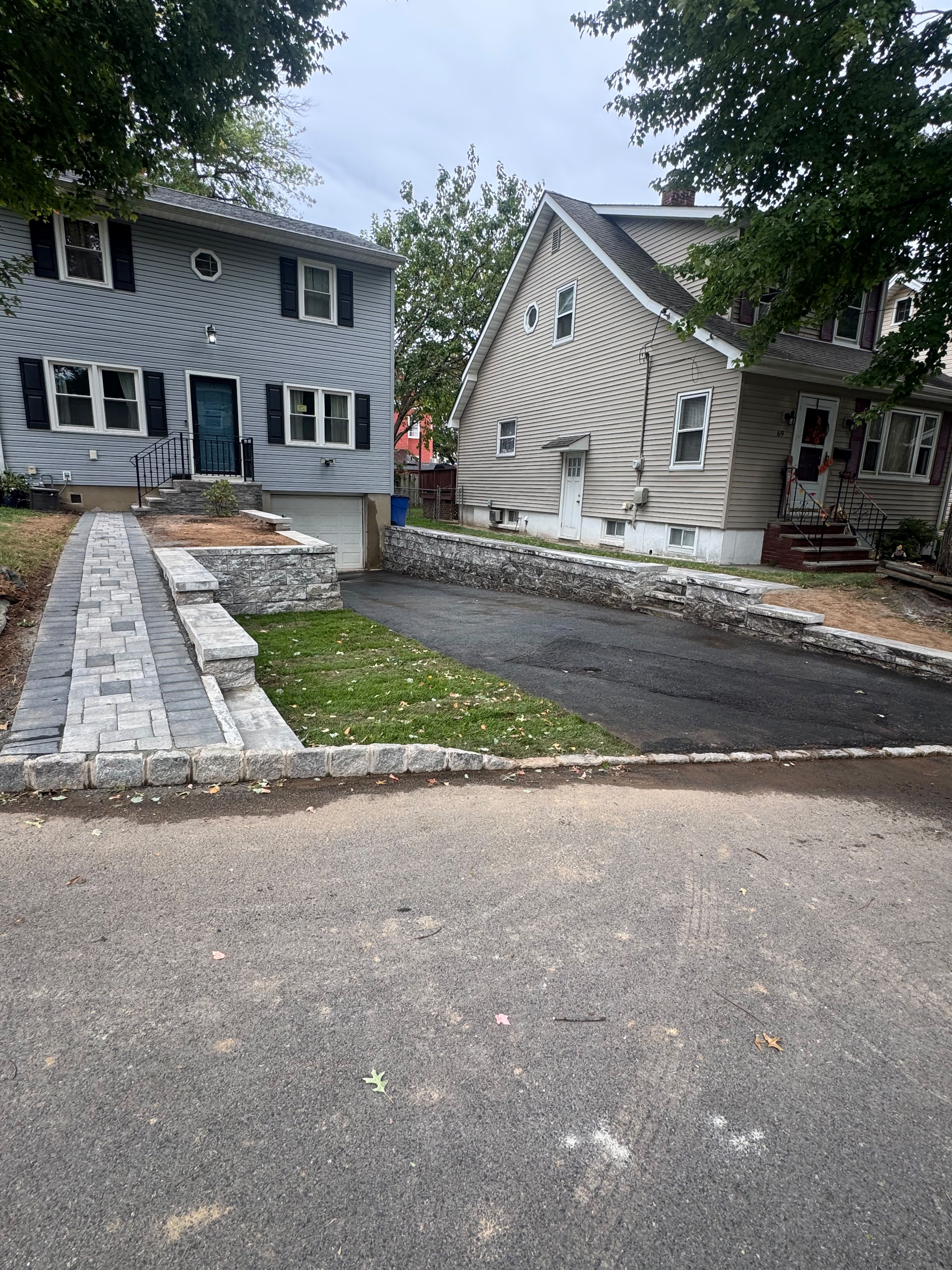 Residential retaining wall and hardscaping project in Essex County NJ
